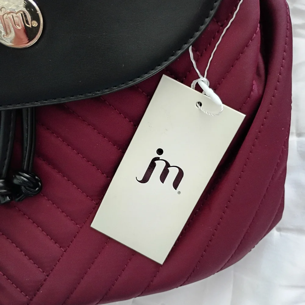 JM Collections Quilted Backpacl - Picture 6 of 9